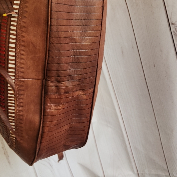 Moroccan leather bag engraved handmade leather bag, - Picture 9 of 10